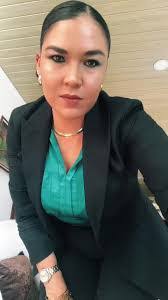 Elizabeth Dorner's Instagram, Twitter & Facebook