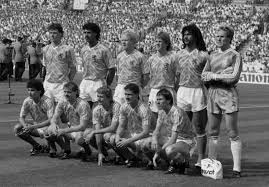 De bookmakers schatten de kansen van het nederlands elftal en de rode. Nederland Wordt Europees Kampioen Voetbal 1988 Historiek