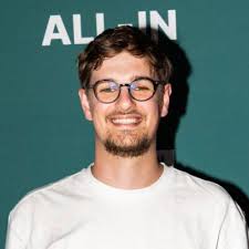 Last week, a client received this beautiful reply to their newsletter.  We've only written 6 editions, but still... ...a reader gave us the highest  compliment: "I thought no one understood me but… |