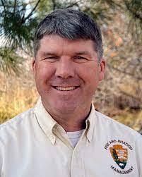 Ed Appleberry's Instagram, Twitter & Facebook