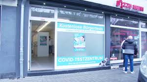 Nach circa 15 minuten ist der test auch schon vorbei. Erstes Turkischsprachiges Corona Testzentrum In Koln Rheinland Nachrichten Wdr