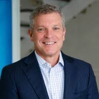 Amanda Udell's Instagram, Twitter & Facebook