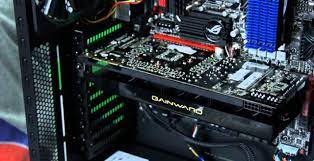 Troubleshooting a graphics card can be difficult at times, especially for users who are new to graphics cards. Explaining How To Install Video Or Graphics Card In Your Pc Deskdecode Com