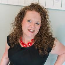 Cherie Lowe (@Thequeenoffree)