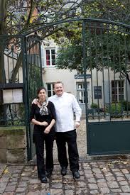 La Maison D Elise Restaurant Le Mans Hotel Le Doyenne Le Mans La Maison Des Herman Le Blog De Gilles Pudlowski Les Pieds Dans Le Plat
