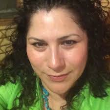 Anita Pickett's Instagram, Twitter & Facebook