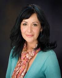 Bonnie Weigel's Instagram, Twitter & Facebook