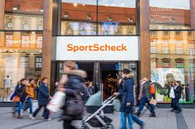 Shop spring & summer clothing, shoes, home gym, wellness accessories and more. Karstadt Kaufhof Mutter Signa Retail Darf Sport Scheck Ubernehmen