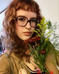 Nora Masters's Instagram, Twitter & Facebook