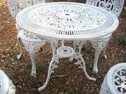 www didoulabrocante fr salon de jardin rocaille blanc immitation fonte no fer forge table de patio ronde table de jardin tables de patio