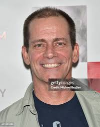 Entertainment lawyer Nadia Davari arrives at Sur Le Mur presents The...  News Photo