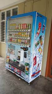 A vending machines business can give you the freedom you have always wanted to own your own business and work for yourself, but it takes dedication and it is not as easy as some of the. Berapa Keuntungan Jika Buat Bisnes Vending Machine