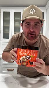 Guys, Did you see the swirls? . Blue Bell A&W Root Beer Float Ice Cream  #bluebellicecream #bluebell #rootbeer