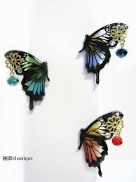 耳に止まる蝶のイヤーカフ 片耳用 販売再開 ポリマークレイのジュエリー ハンドメイドジュエリー アクセサリー