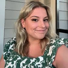 Kate Messina's Instagram, Twitter & Facebook