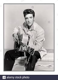 Libre pour usage commercial ✓ pas d'attribution requise ✓. Us Amerikanischer Rock N Roll Sanger Und Musiker Elvis Presley Abgebildet Tragen Armee Uniform Vor Der Teilnahme An Einer Pressekonferenz In Deutschland Marz 1960 Stockfotografie Alamy