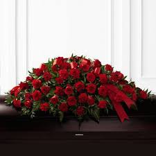 Best flowers for man's funeral. Casket Sprays For Dad Picking Funeral Flowers For A Man