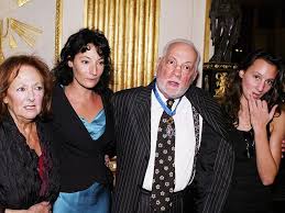 She appeared in such films as l'année des méduses (year of the jellyfish), la vie, l'amour, la mort, le zèbre and le plaisir (et ses petits tracas). Michel Serrault Un Jour Un Destin Le Soir Ou Il A Perd Tele Star