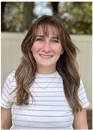 Amy Coursey's Instagram, Twitter & Facebook