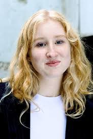 Johanna Singer's Instagram, Twitter & Facebook