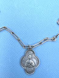 Clover Virgin Mary Medal Chain Necklace Souvenir Lourdes Four-Leaf