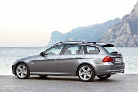 The bmw 3 series achieves the perfect symbiosis of the best possible safety, innovative operation, and sporty driving pleasure in its seventh generation. Bmw 3 Series Touring E91 Specs Photos 2008 2009 2010 2011 2012 Autoevolution