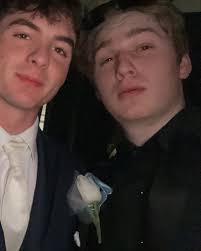 Prom '23 #mylobsterwentbadsittinginthecar