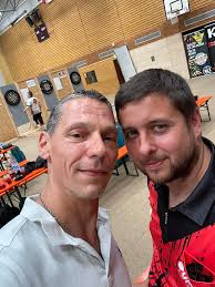 Heute Nachholspiel gegen Steelmunks Brake in Bielefrld/Brake  https://2k-livedarts.de/event/5/196974 #valdorfeagles #eintrachtvaldorf  #vlotho #steeldart