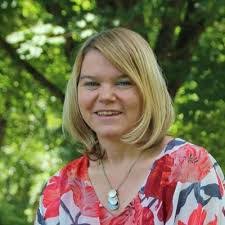 Silvia Hansen's Instagram, Twitter & Facebook