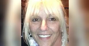 Annette Hendricks's Instagram, Twitter & Facebook