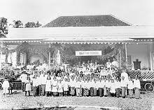 Kepala seksi kesehatan lingkungan di jl raya karangtengah km 14 no.741 kodepos 43155 sehubungan dengan adanya program bantuan kesehatan lingkungan pada dinas kesehatan, dengan hormat kami mengajukan. Kartini School Wikipedia Bahasa Indonesia Ensiklopedia Bebas