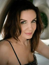 Many thanks to Bold Journey Mag for this interview!