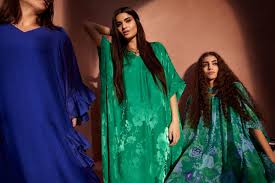 Every season, they come out with incredibly gorgeous collections for the home and they are so reasonably priced that i simply can't help adding loads to my basket when i tentatively peek at. Shop Online Women S Men S Kids Baby Clothes H M Uae