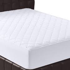 We have analyzed over 25,000 user reviews for these products and found that 92% of owners were satisfied with their purchase. Amazon Com Utopia Bedding Quilted Fitted Mattress Pad Queen Mattress Cover Stretches Up To 16 Inches Deep Mattress Topper Home Kitchen