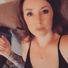 Angela Pye's Instagram, Twitter & Facebook