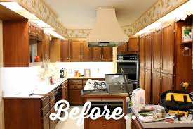 extending kitchen cabinets to the ceiling