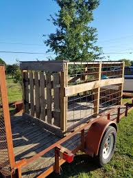 A Small Livestock Box Homesteading Animals Goat Farming Livestock Trailers