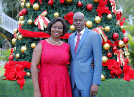 Martine marie étienne moïse (born 5 june 1974) is the former first lady of haiti and was the wife of president jovenel moïse.she was the country's first lady from february 2017 until the assassination of her husband on july 7, 2021. Jgap9kvelg 7im