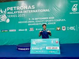 Mặc dù đã thua tại chung kết 1-2, nhưng vẫn chúc mừng tay vợt trẻ đơn nữ  Bùi Bích Phương đã có một giải đấu khá thành công tại PETRONAS Malaysia  International