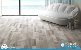 Laminat parke montajı nasıl yapılır, en ufak ayrıntısıyla nelere dikkat edilmeli laminat parke bir teras katının eski mevcut olan seramiklerin üstüne kalekim beyaz yapıştırıcı 1052 kalitesi ile başarılı parke nasıl döşenir bu videoda bulabilirsiniz. Dekorjeni