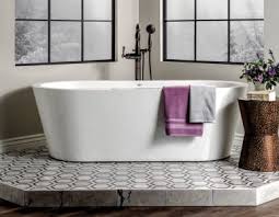 At home depot we carry modern freestanding tubs with various finishes and therapeutic features such as soaking and air. Freestanding Vs Built In Bathtub Which One Is Best