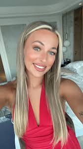 Travel discount club with exclusive deals