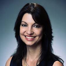 Carolyn Pugh's Instagram, Twitter & Facebook