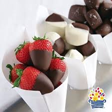If you like the idea of adding chocolate covered strawberries to edible bouquets containing of a variety of fruits, you might like my bouquets and butterflies video lessons that show how to make bouquets fruit flowers and butterflies. Dipped Fruit Cone Picture Of Edible Arrangements 1339 Richmond Tripadvisor