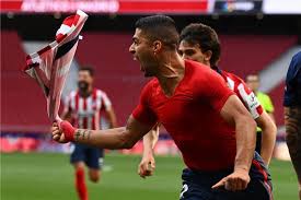 فوز نادي أتلتيكو مدريد بالليجا يتوقف فقط على الفوز في مباراياته المتبقية بالدوري وبذلك يحسم الأمر ويفوز باللقب. Dj9buabmain4wm