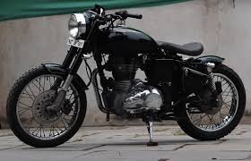 For starters, the royal enfield classic 350 retains all the stock parts. Royal Enfield Classic Modified Into Bobber