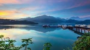 يوغا واسترخاء شاهد أجمل بحيرات العالم صور منتديات درر العراق the neighbourhood historic neighborhoods houston neighborhoods