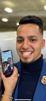 Felicidades a mi bello nieto Joseph Steven en este tu día. Doy gracias a  Dios por el gran hombre en que te haz convertido. Un ministro de Dios, un  profesional y un