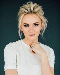 Danielle Tye Steinhoff (momof3littles)