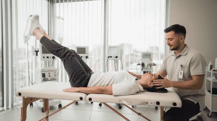 Understanding Sciatica Without Back Pain: Symptoms and Treatments